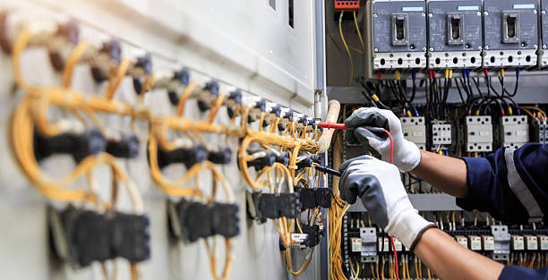 Professional Electrician technician working in Baldwin, MI